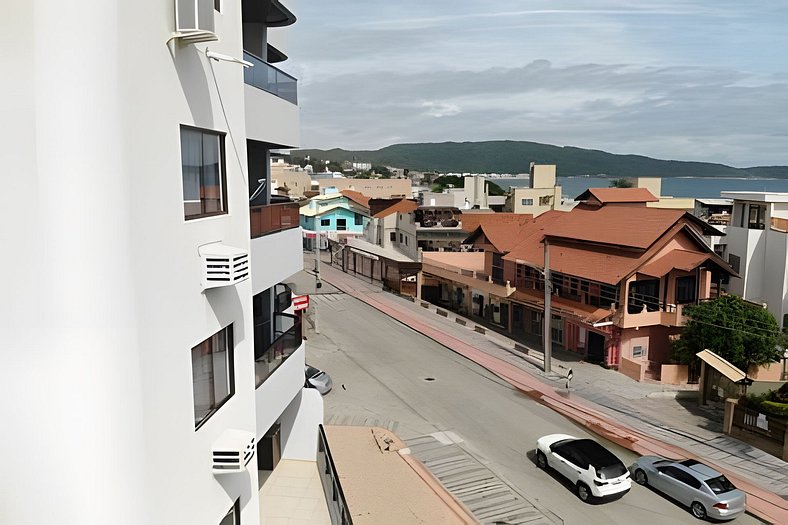 Baia azul com vista para todo mar, 50 m praia central de Bom